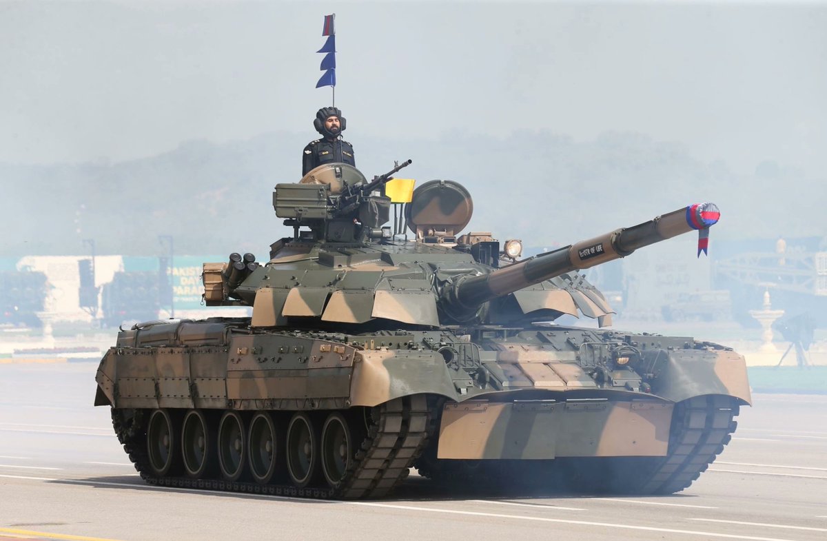 Defence_IDA's tweet photo. Ukrainian Built #T80UD of the Pakistan Army During Pakistan Day Parade. https://t.co/r4Ll7Wd4Dk