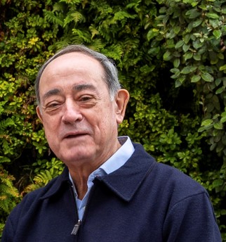 CortadaFranc's tweet photo. Nos ha dejado Lluís Magriñá. Una persona generosa, optimista, de enorme bondad, calidad humana y con un compromiso inquebrantable con la justicia social. 
Deja una huella profunda en @OxfamIntermon, donde fue director durante 15 años y ahora era patrono.
@jesuitescat @JesuitasESP https://t.co/HHPRriVElq