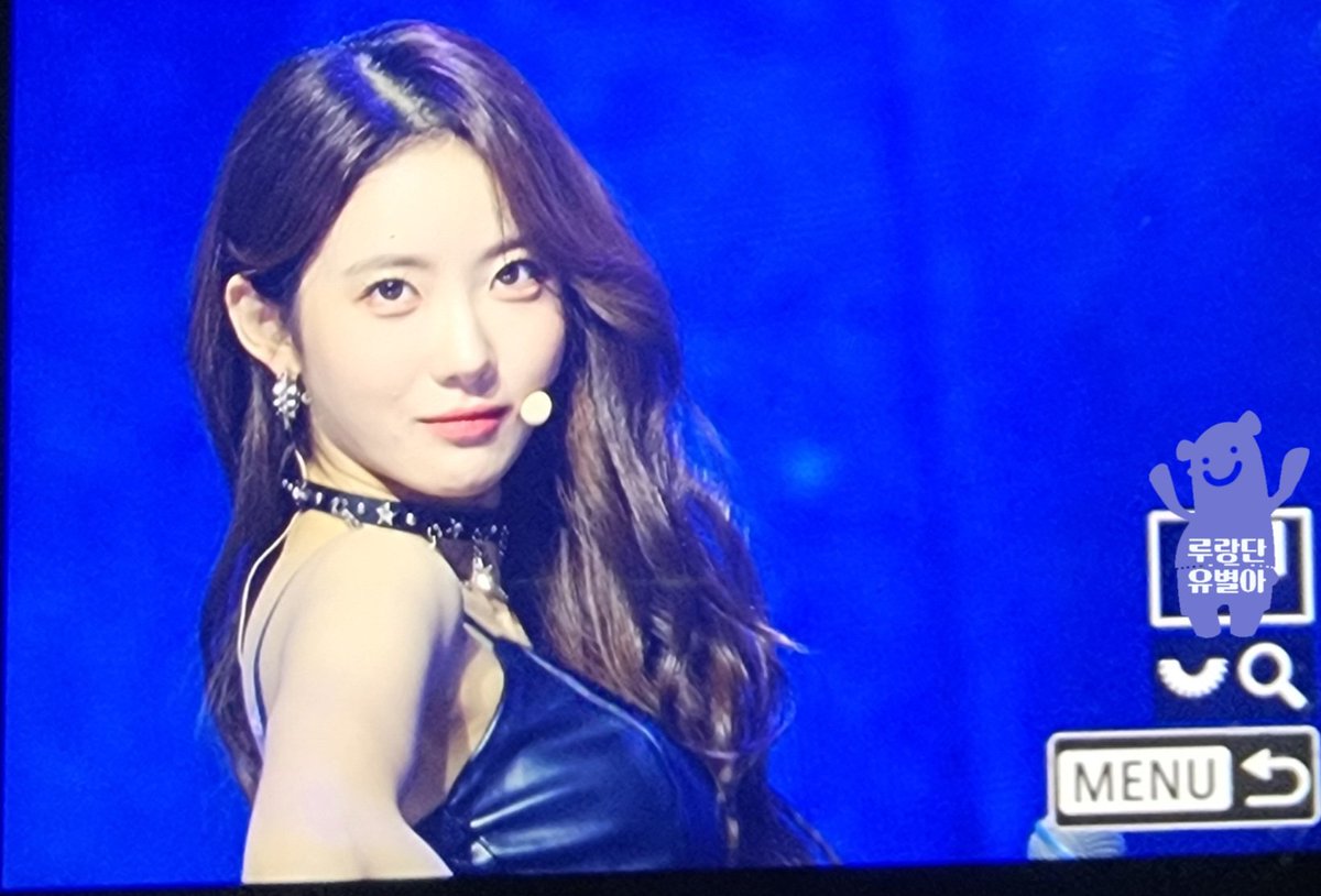 230108 팬콘에서 루대장님 프리뷰♡
#우주소녀 #루다 #WJSN #LUDA