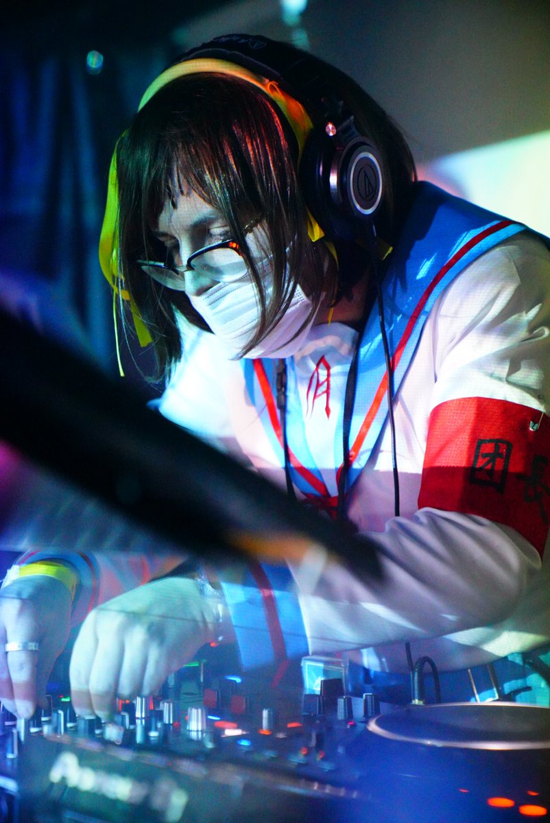 _klange's tweet photo. 最後のDJ、syntho! #AnimeltUP https://t.co/wo1Yp5PpRF