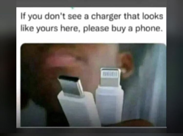 I heard that Samsang is an iphone for  android users.🤔🤔🤔😂😂