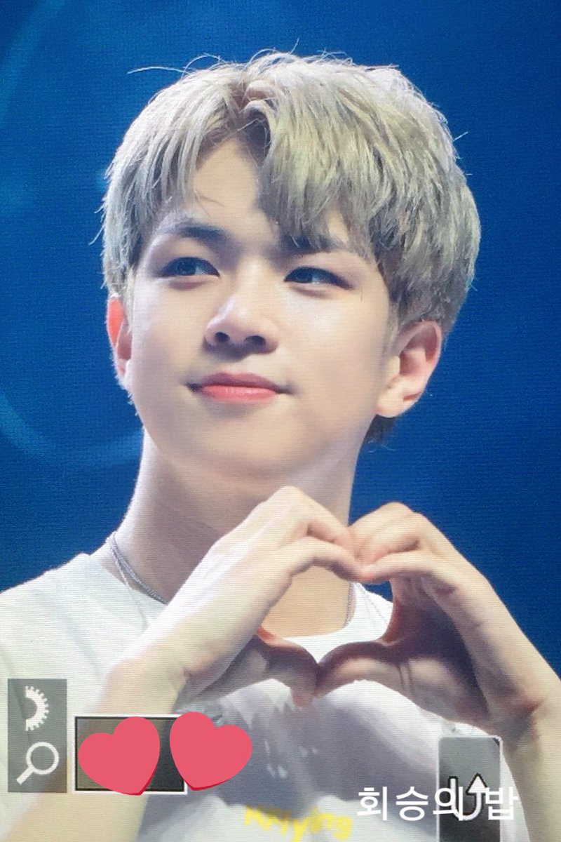 N_flying0228's tweet photo. 230108 엔콘 3 프리뷰 

#엔플라잉 
#NFlying 
#유회승 
#YooHweSeung
#승구 https://t.co/ObN5suoymn