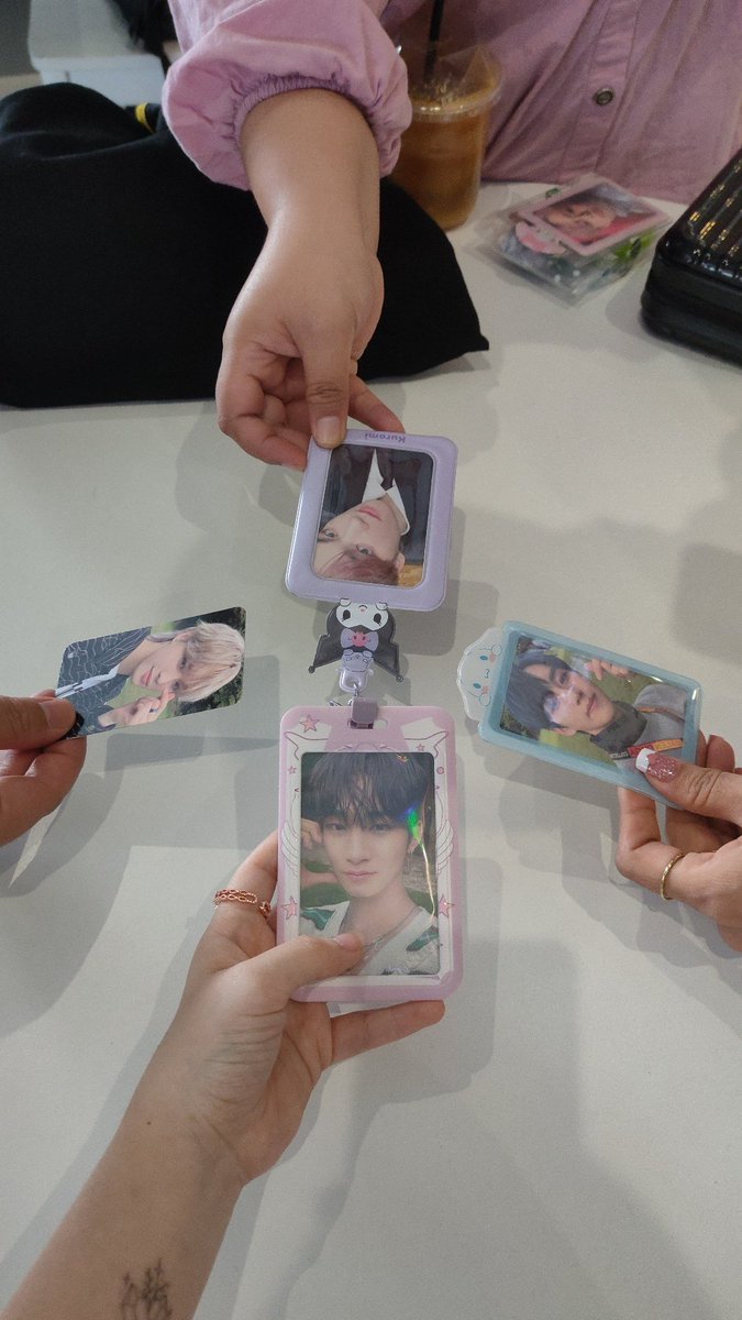 byeoljaeho's tweet photo. zeniths at verivery event hehehe https://t.co/WiXh11lE74