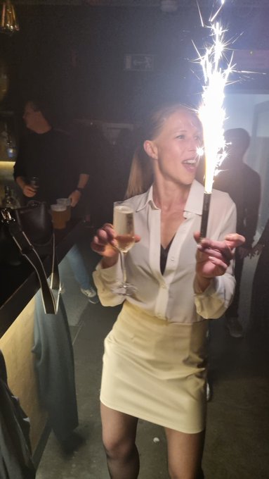 TW Pornstars - Kinkycouple2500. Pictures and videos from Twitter.