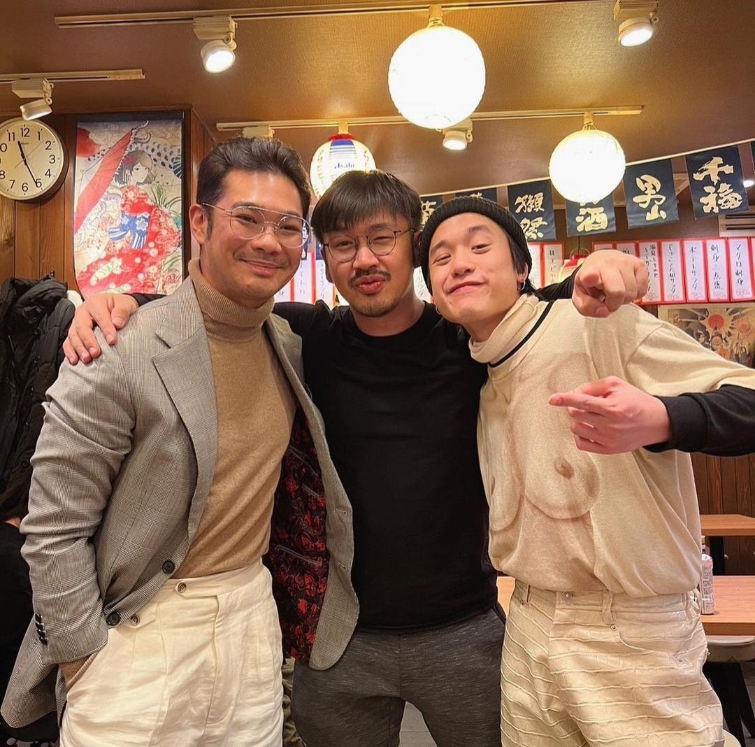 hourly_jamess's tweet photo. the boss with getsunova! ✨

#JMJ #jamyjamess #JMJLabel #Getsunova https://t.co/wV8KlkDJw3