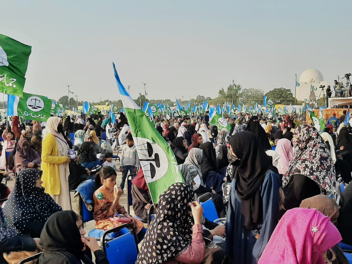 ParachaLubna's tweet photo. #حافظ_کا_اعلان_کراچی
 اب کراچی کی قسمت کا فیصلہ کراچی کے عوام خود کریں گے https://t.co/pVZJijGCKS