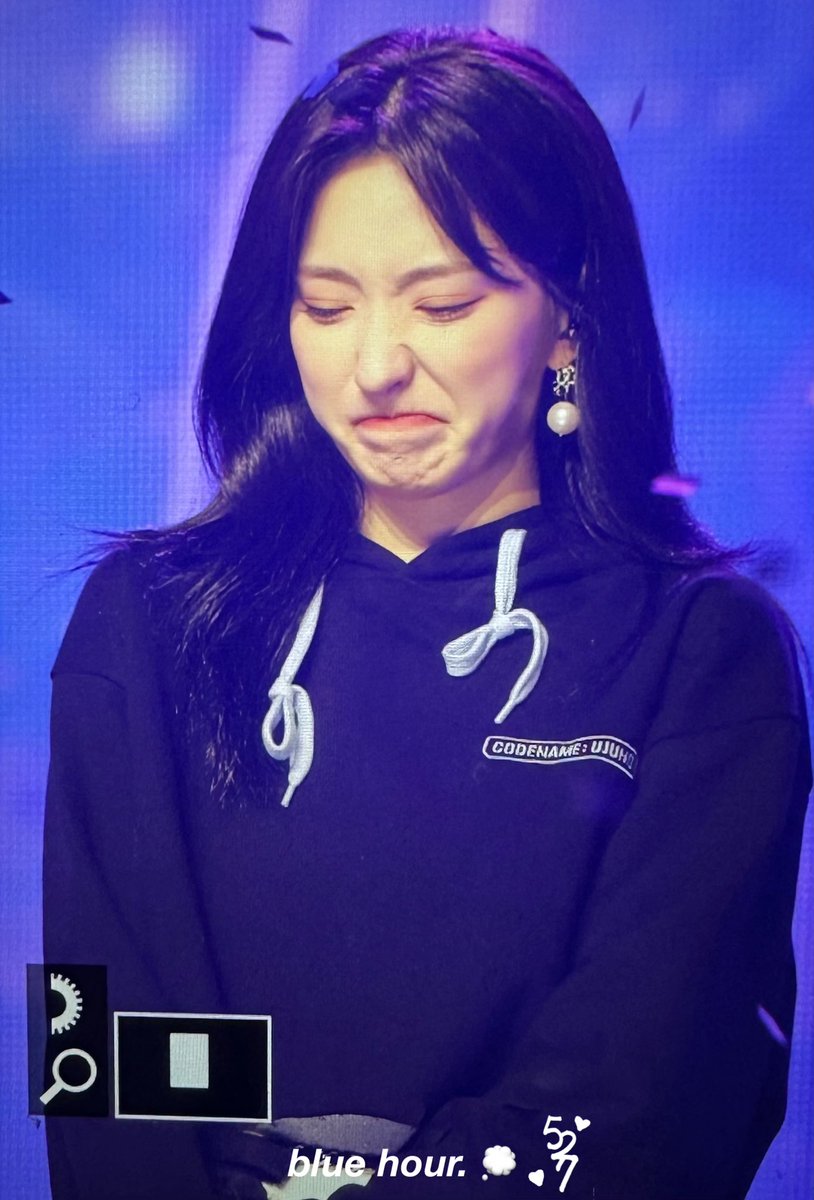 bluehr_es's tweet photo. 230108 #우주소녀 #은서 #손주연 #WJSN #EUNSEO

😭😭😭😭 https://t.co/Xri6gtm69Q