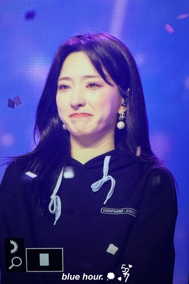 bluehr_es's tweet photo. 230108 #우주소녀 #은서 #손주연 #WJSN #EUNSEO

😭😭😭😭 https://t.co/Xri6gtm69Q