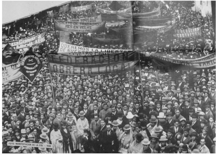 Nos anos 40 na Bolívia, sindicatos anarquistas das cidades formaram uma coligação com organizações de trabalhadores indígenas dos campos, ligando a luta anti capitalista à luta anti racista, anti colonialista e feminista. Fundaram escolas, ocuparam terras e organizaram greves