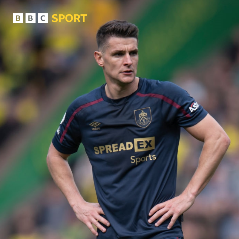 BBCSport's tweet photo. 🏴󠁧󠁢󠁥󠁮󠁧󠁿➡🇺🇸

Ashley Westwood has left Burnley to join Major League Soccer side Charlotte FC on a free transfer.

#BBCFootball