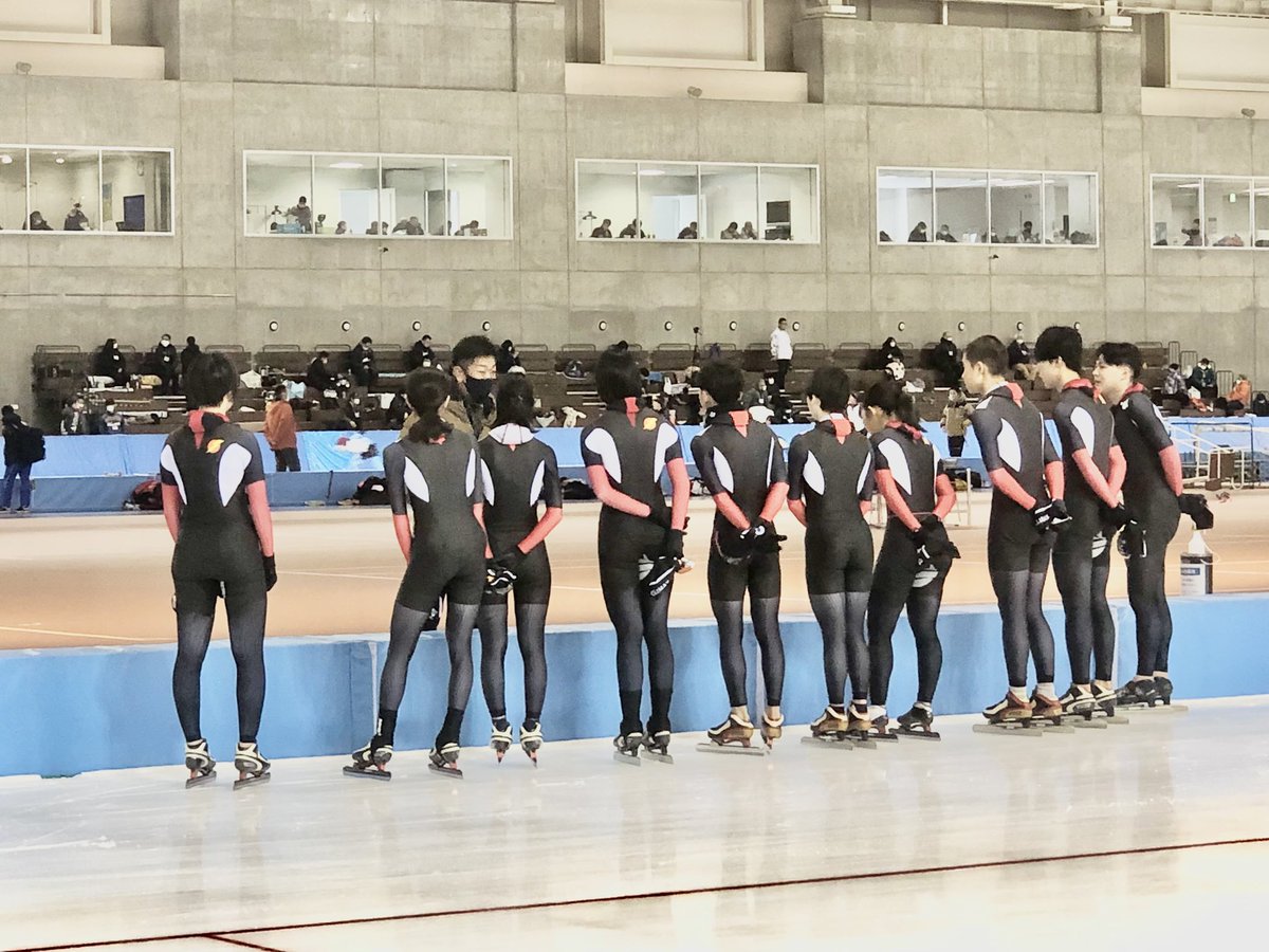 全道中学スケート大会⛸
🥇×6 🥈×3 🥉×3  入賞×10
大会記録×5
全国大会出場決定 21/28
全員の頑張りに感動！それと同時に7人だけ全国行かせられなかった悔しさ。
来年こそは全員揃って行かせてみせる！