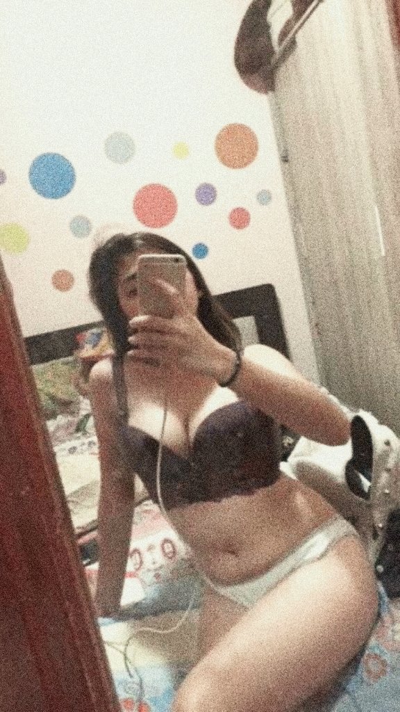 hotbabeluna's tweet photo. Happy New Year everyone ❤️ open na ulit for bookings

#alterbagets #alterpinay #alterpinayph #AlterCebu https://t.co/Fwn96gRI7p