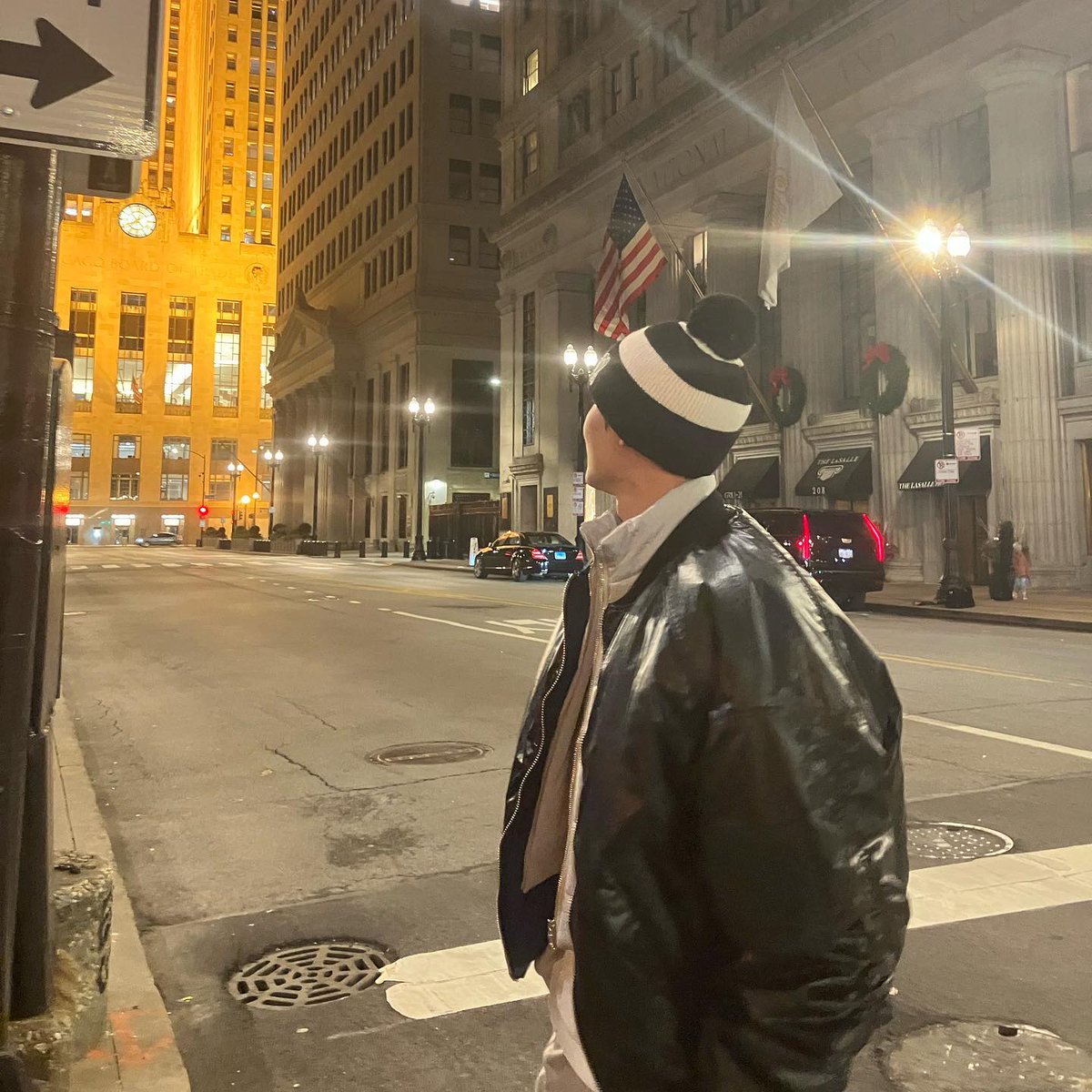 MTI_IG's tweet photo. [230108] mo.on_air post

"Hi chicago"

#TAEIL #태일 #NCT태일 
https://t.co/P6GT2TRhK8 https://t.co/XUUBten2BO