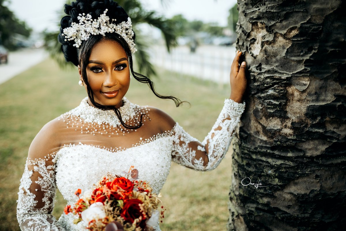 photosbyosagie's tweet photo. Book me now while I’m still affordable o.

Please, RETWEET!

My next bride is on your timeline. https://t.co/OkqlbMfXh5