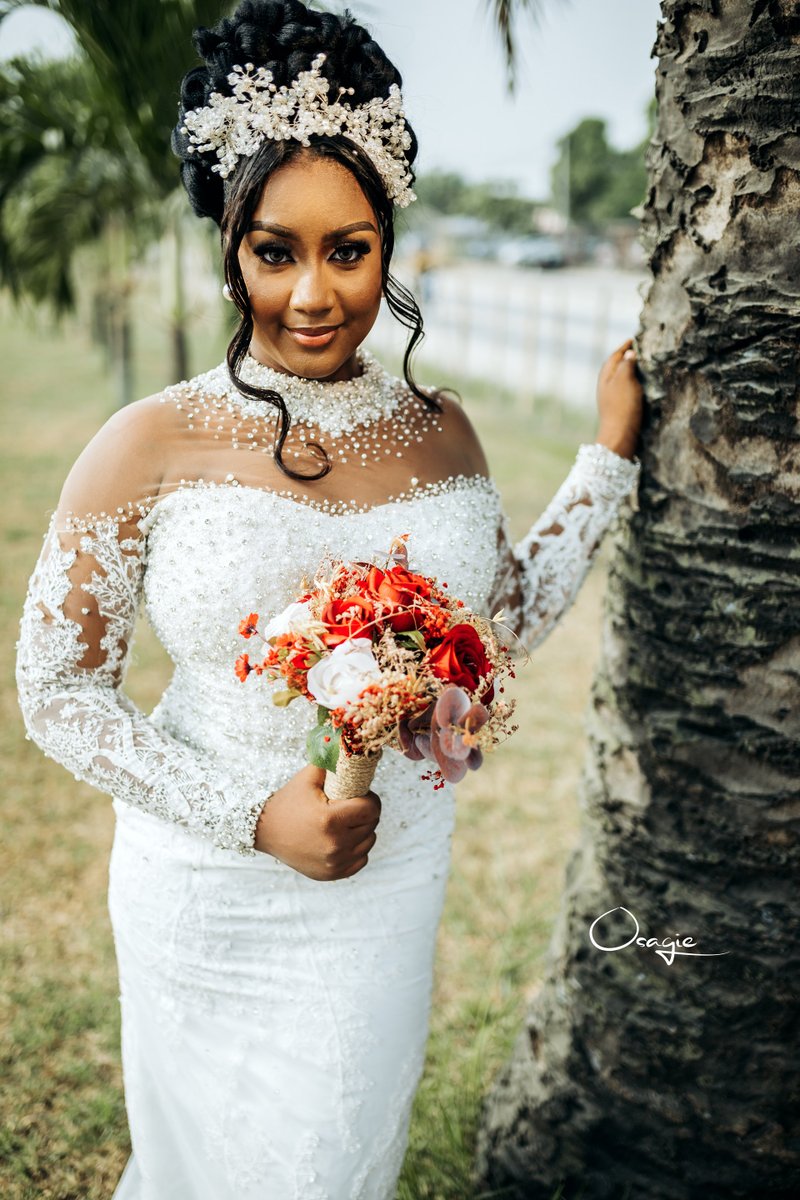 photosbyosagie's tweet photo. Book me now while I’m still affordable o.

Please, RETWEET!

My next bride is on your timeline. https://t.co/OkqlbMfXh5