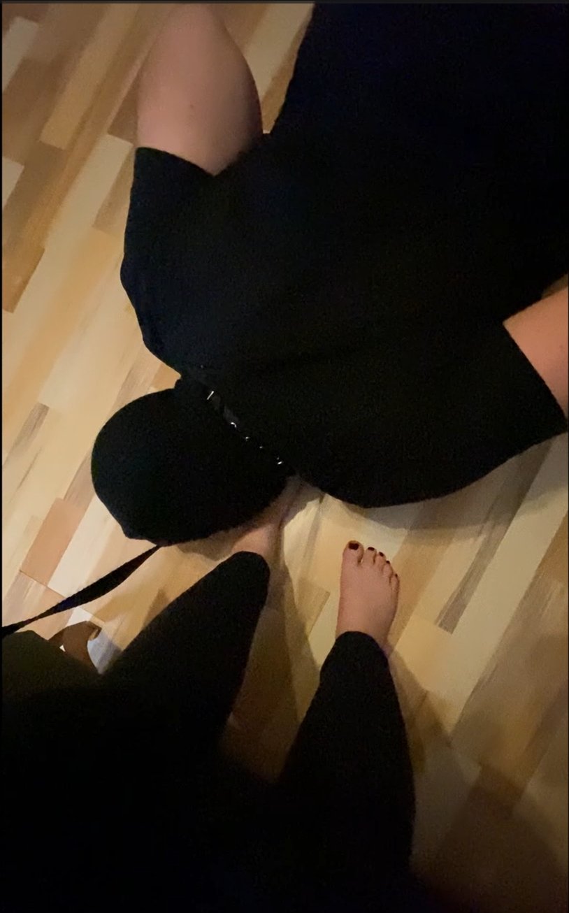 A tweet mentioning a desire for an ex-boyfriend to be a cuckold