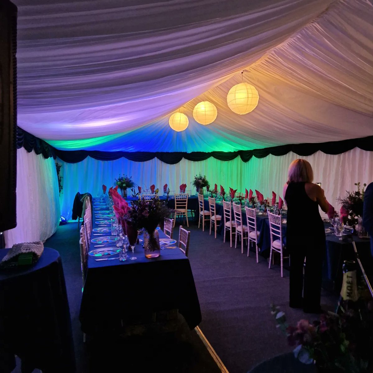 StormMEnt's tweet photo. Great 60th birthday party for Carla 
Nice to work with @JigsawMarquees and Caroline Morgan 
#marquee 
#party
#daning 
#tunes
#drinks https://t.co/raC4mrjrYE