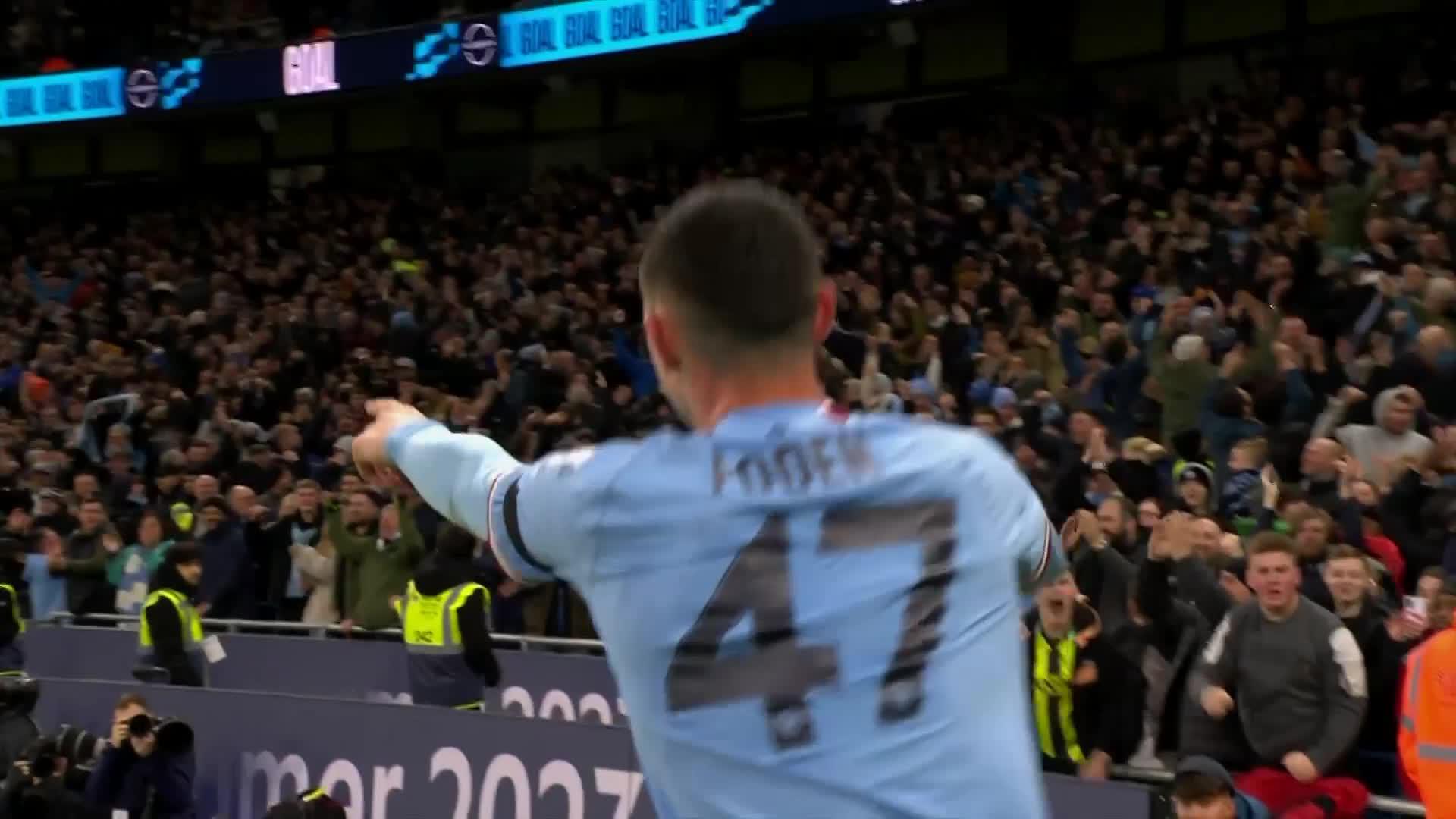 The @ManCity machine is ticking 🤖

@PhilFoden finishes off a fantastic move 👏

#EmiratesFACup”