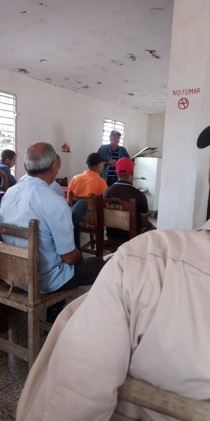 AnileyDias's tweet photo. Se realiza chequeo al cumplimiento del plan de siembra de caña en #Jatibonico #CuvaViveYTrabaja https://t.co/agbvkgmRjb