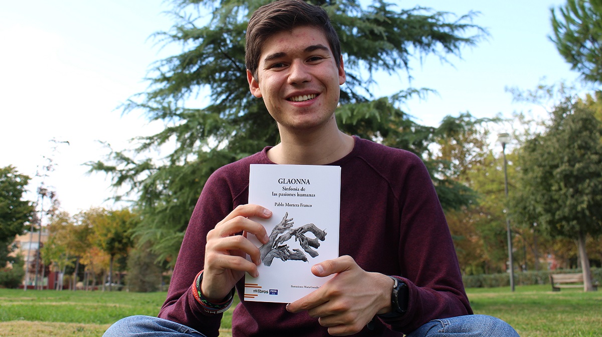 Glaonna y una sinfonía de pasiones para Pablo Mortera
avilared.com/art/66954/glao…
<a href="/Olelibros/">Olelibros.com</a> <a href="/culturacyl/">Cultura Castilla y León</a>