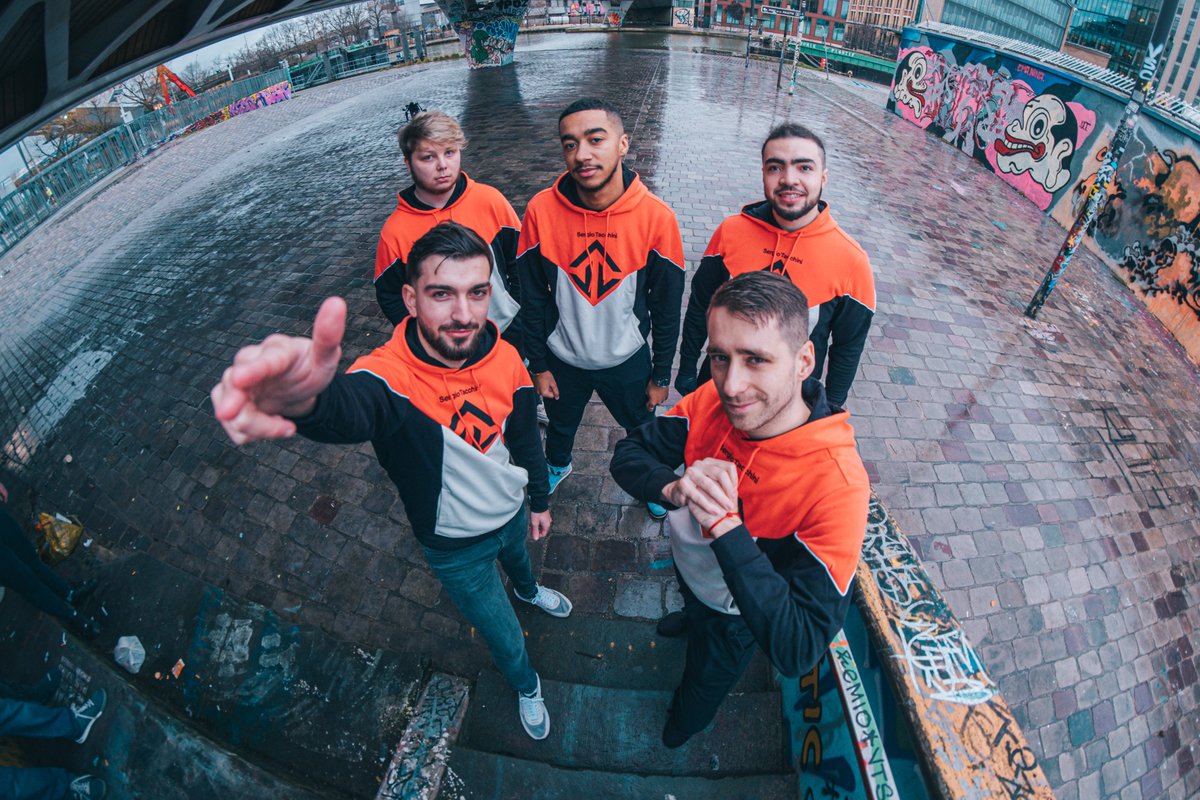 LILY ⭐️ tweet media