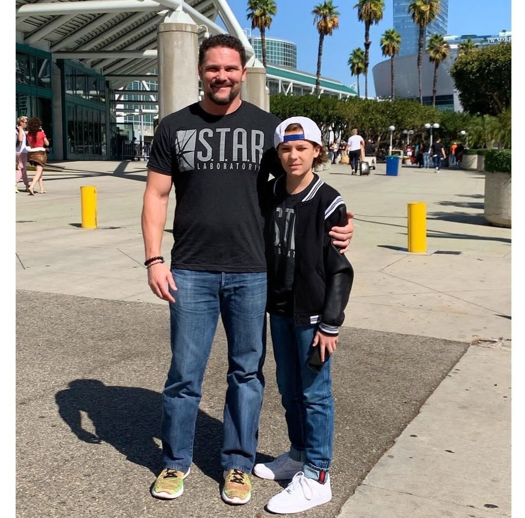 PortalThames's tweet photo. 📸 "Feliz Aniversário para meu pai!! Obrigada por me apoiar em tudo!! Amo você pai!! Chad é o MAIOR DE TODOS OS TEMPOS" 💗

Today is Mason's dad's birthday! 🎉

@Mason_Thames https://t.co/bc5leTzqZT