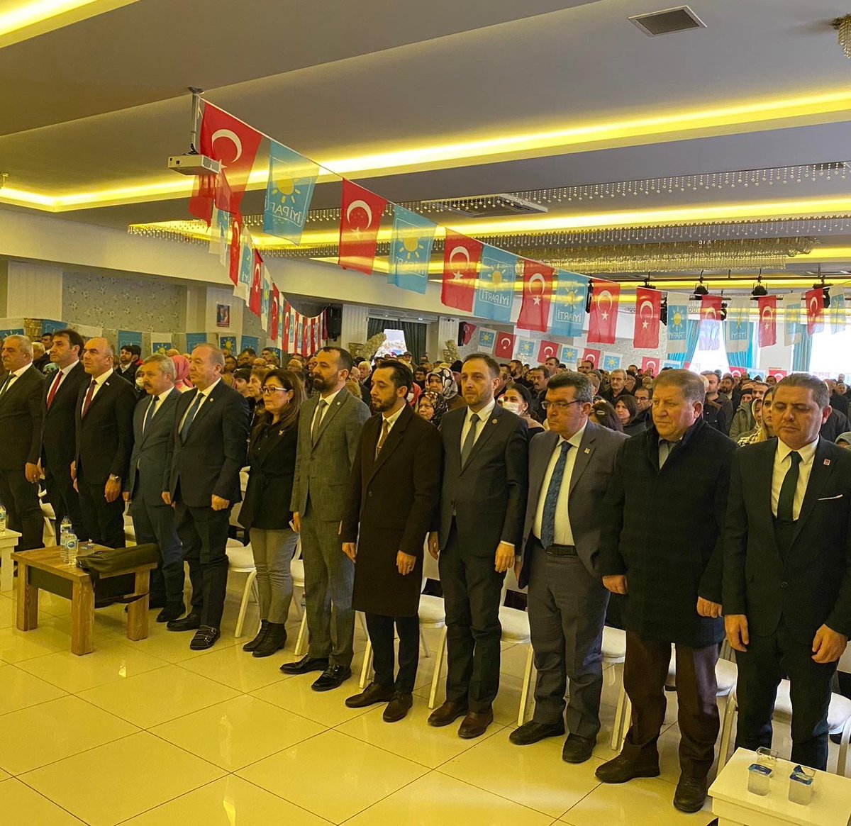 devakadinda19's tweet photo. İyi Parti  Çorum 3.İl Kongresine İl Başkanımız Sn.Elvan Can Çabuk Bey önderliğinde katılım sağladık. https://t.co/yiDpx9UyWf