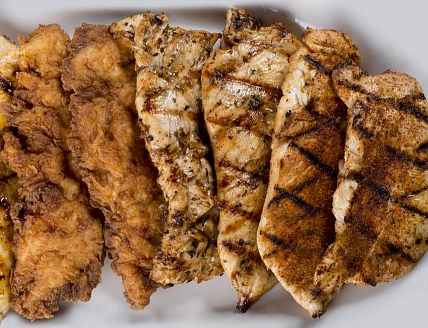 RoostersCanton's tweet photo. How do you chicken finger?

A. Fried
B. Marinated
C. Cajun https://t.co/ahRyDYnGsb