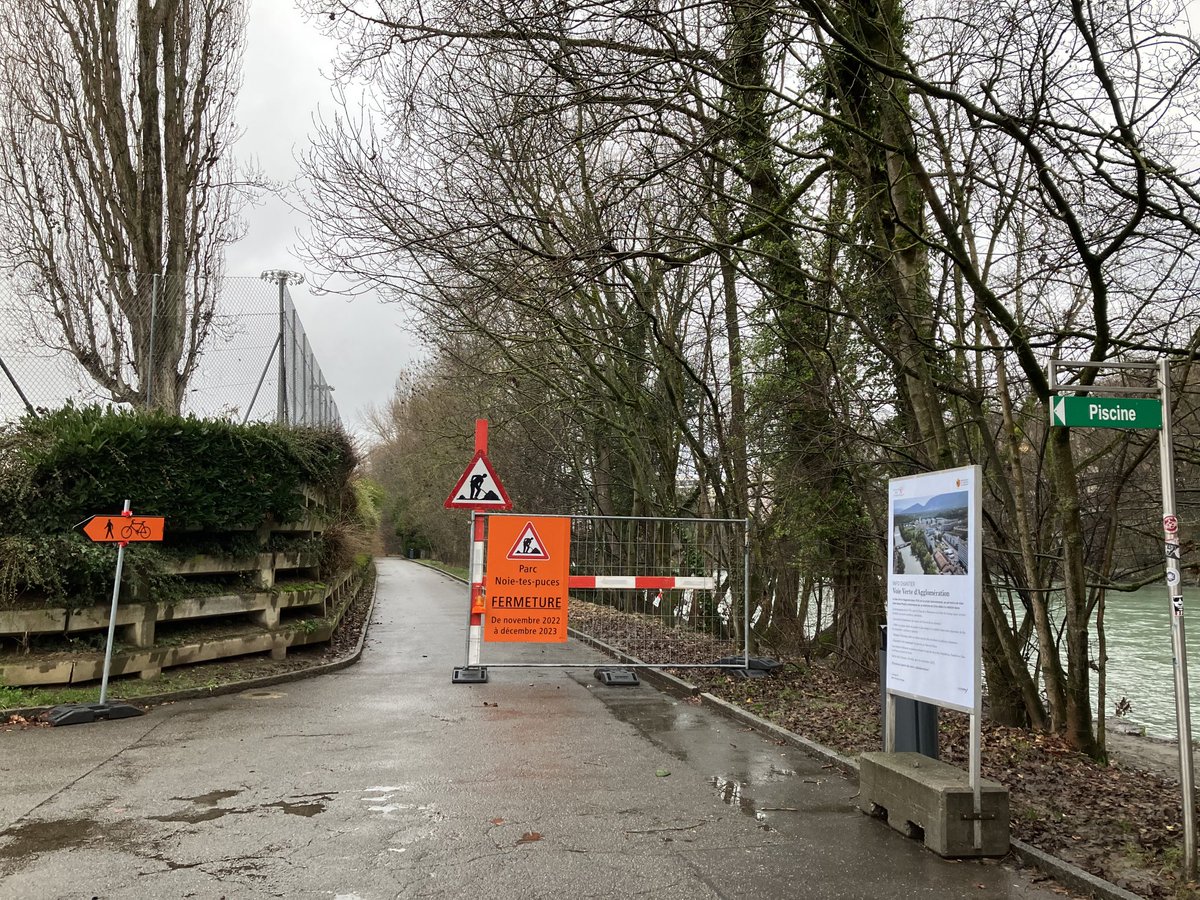 GmurHelen's tweet photo. No such thing as bad weather, only bad clothing.
#Mudtrails #Rain #Nature
#Arve #Carouge #Genève #BoutduMonde #Suisse
#Run #walk #Training
#Runnerscommunity
#seethings #Conches #Flowers
#Blüemli #Photographie
#Outsideisfree #MySwitzerland https://t.co/6GRtfQOvrz