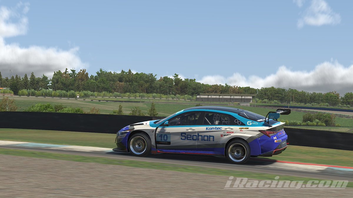 JangDriver06's tweet photo. #iracing #seohan #seohangp #elantran #hyundai #avante #tcr #eSports #Academy https://t.co/KFmVWHk1dH