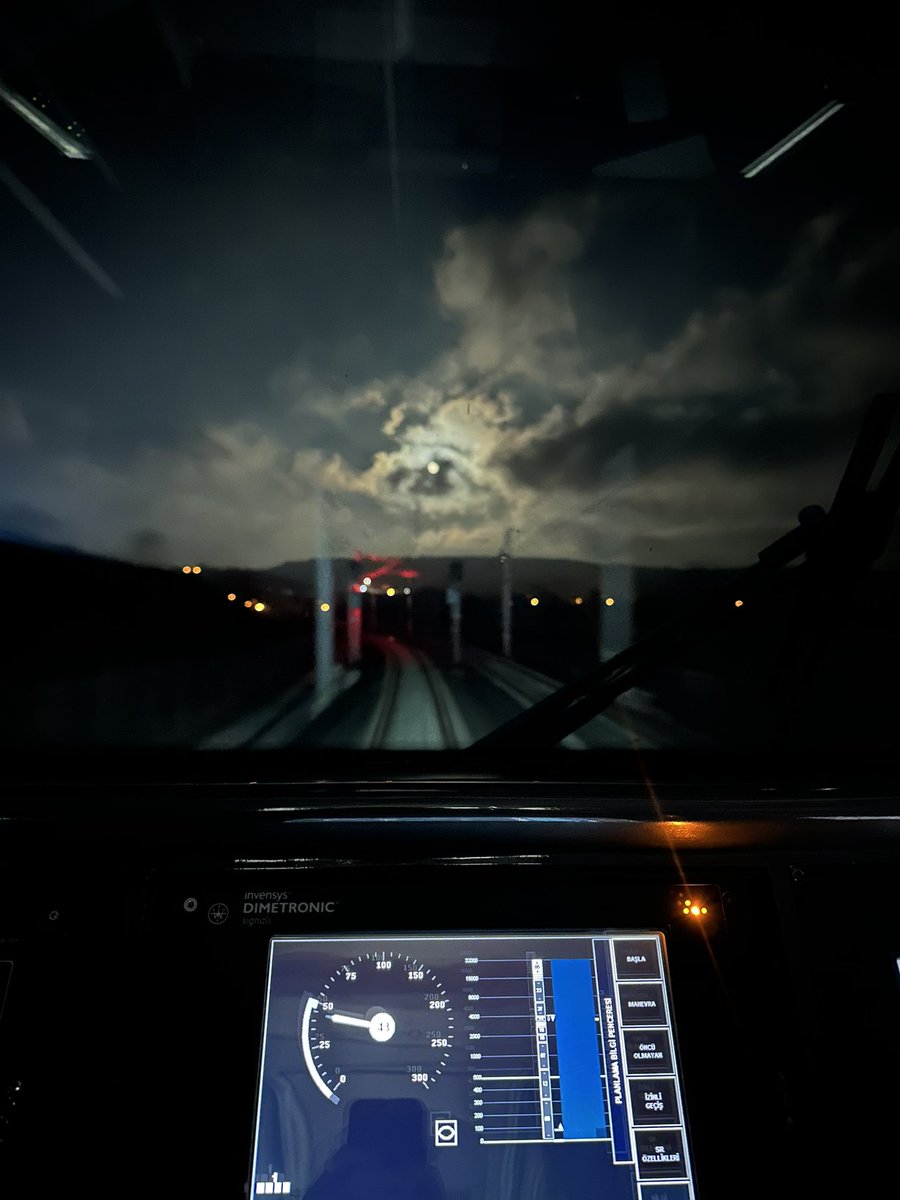 seyit_sahinkaya's tweet photo. #machinist #machinistlife #traincaptain π¨ββοΈ #highspeedtrain π #caftrain #travel #ankara #istanbul #withoutcoffee βοΈ #covid19TRπ¦ #keeptomemories #seyitsahinkaya https://t.co/Gd8rAklUTH