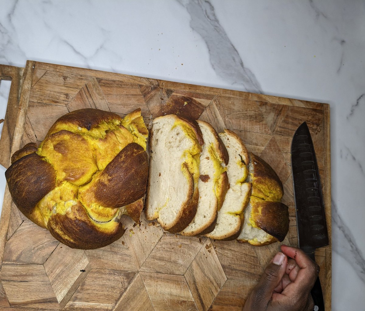 ChefGladysS's tweet photo. 🍞 Sonntagszopf🍞

Swiss vegan Sonntagszopf. Didn't really measure..I never do but the brushing is sugar, water, turmeric and almond milk. You're welcome ❤️.

Watch here:
https://t.co/qoDscsl1OW

#Zopfbrot #Zopf #braidedbread #Sonntag #Sonntagszopf #challah #veganchallah #bread https://t.co/nXlxe1v4Ar