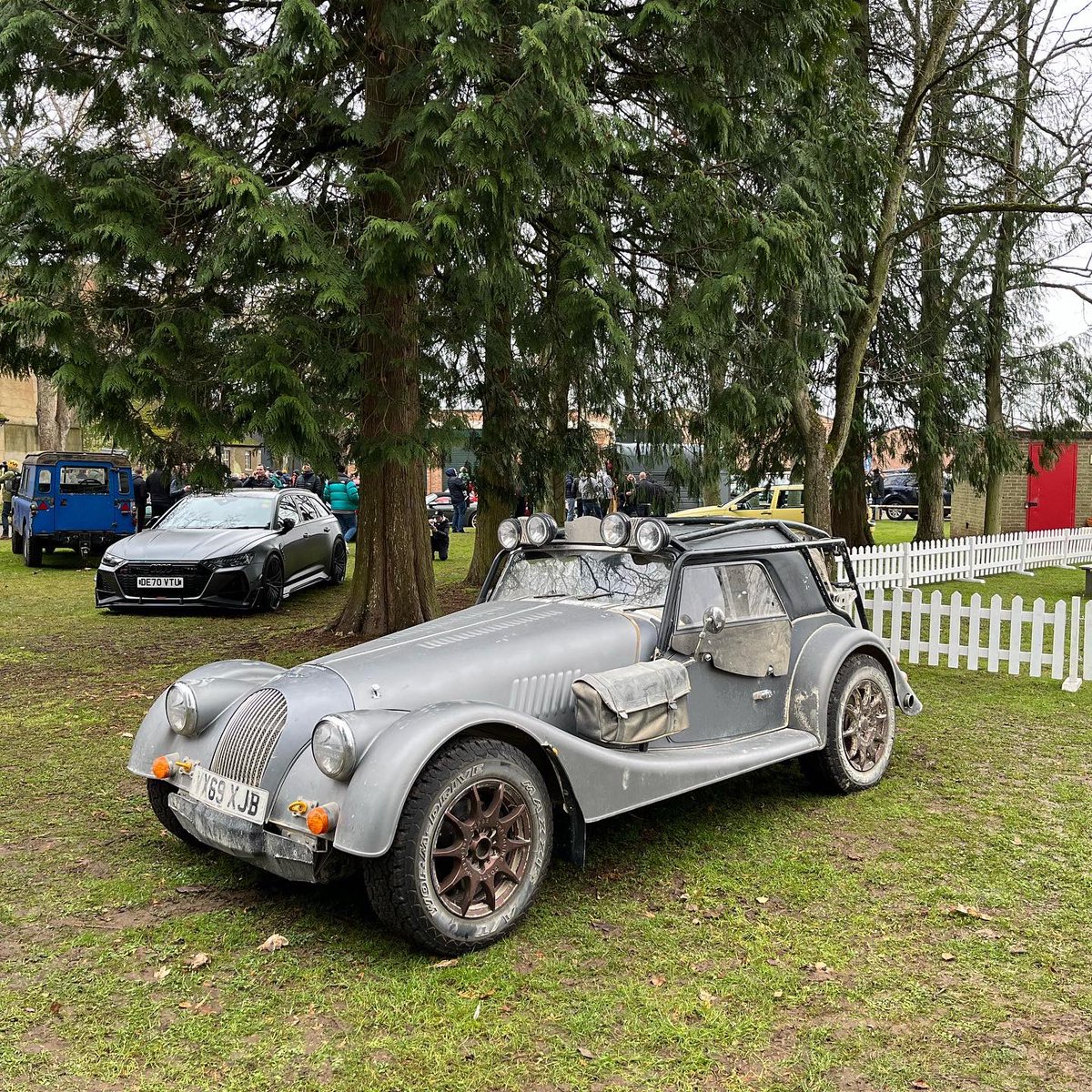 NickTrott27's tweet image. So mine wasn’t quite the dirtiest car at @wearescramblers today. Close tho. 

#porsche #911sc #morgancxt #bicest