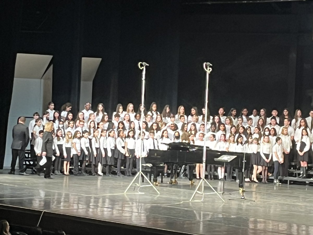 MissSackMusic's tweet photo. Today my fabulous fifth graders performed at the NMEA All County Chorus concert and I am so beyond proud of their hard work! They were SUPERSTARS on the Tilles Center stage!  #GlenCovePride @GCSD_Landing @GCSD_Connolly https://t.co/RjJoVCBvsu