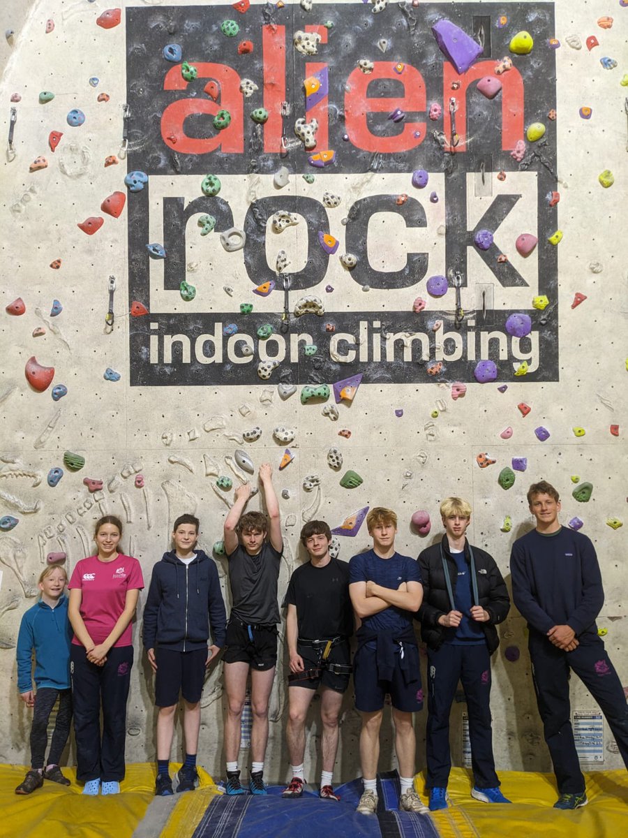 FC_Expeditions's tweet photo. #makethemostofyourweekend
An excellent group.
@Fettes_College https://t.co/uHe0coBKQt