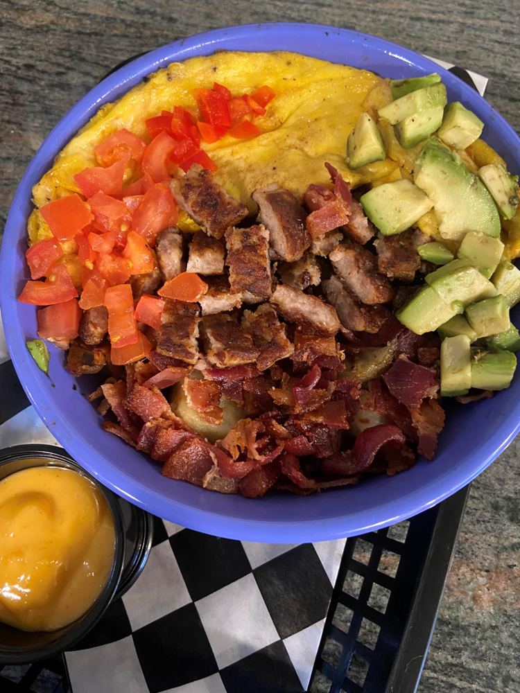 FoxnBarrel's tweet photo. Do feel like some breakfast? We serve a breakfast menu all day long. Stop by on this beautiful Sunday &amp; let us serve you. Or give us a call for carryout orders. Menus are at our website: https://t.co/oI3lbVIG2l 
(410) 600-3558  #breakfast #Sundaybrunch #alldaybreakfastmenu #ECMD https://t.co/xO1WEHzfz7