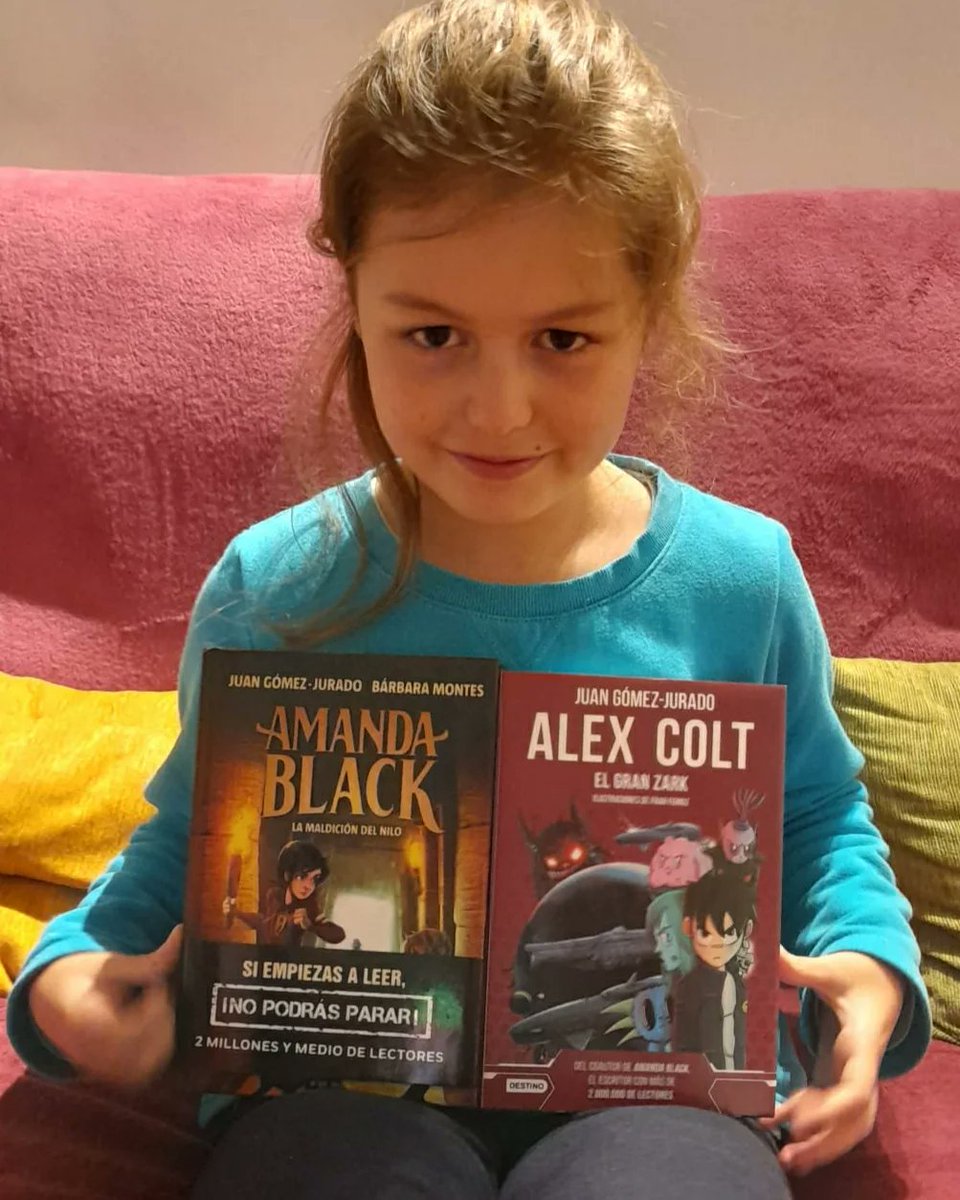 openalver's tweet photo. Mis RRMM se han acordado de que me gusta #AmandaBlack y que tengo que empezar a leer #AlexColt @JuanGomezJurado @babsimon https://t.co/qhgCcxQdSt