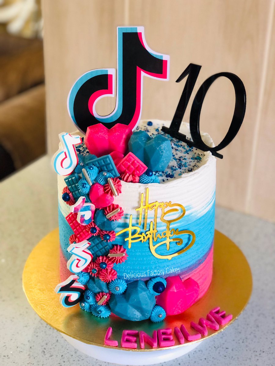 Nkinki_'s tweet image. Thread of products baked and decorated at Delicious Factory Cakes. DM to place your orders or contact 0723903072 for your yummy treats. 
#DeliciousFactoryCakes