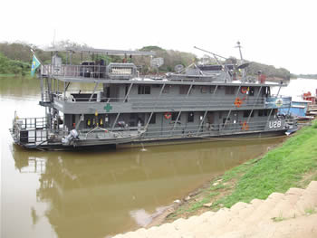 CruiseJipe's tweet photo. #NAsHTenenteMaximiano (U-28), atendimento às populações ribeirinhas da região do Pantanal, do Mato Grosso e do Mato Grosso do Sul, rios Paraguai e Cuiabá. - Naval ship of Brazil - #HospitalBoat https://t.co/Vs3GBvFhXU