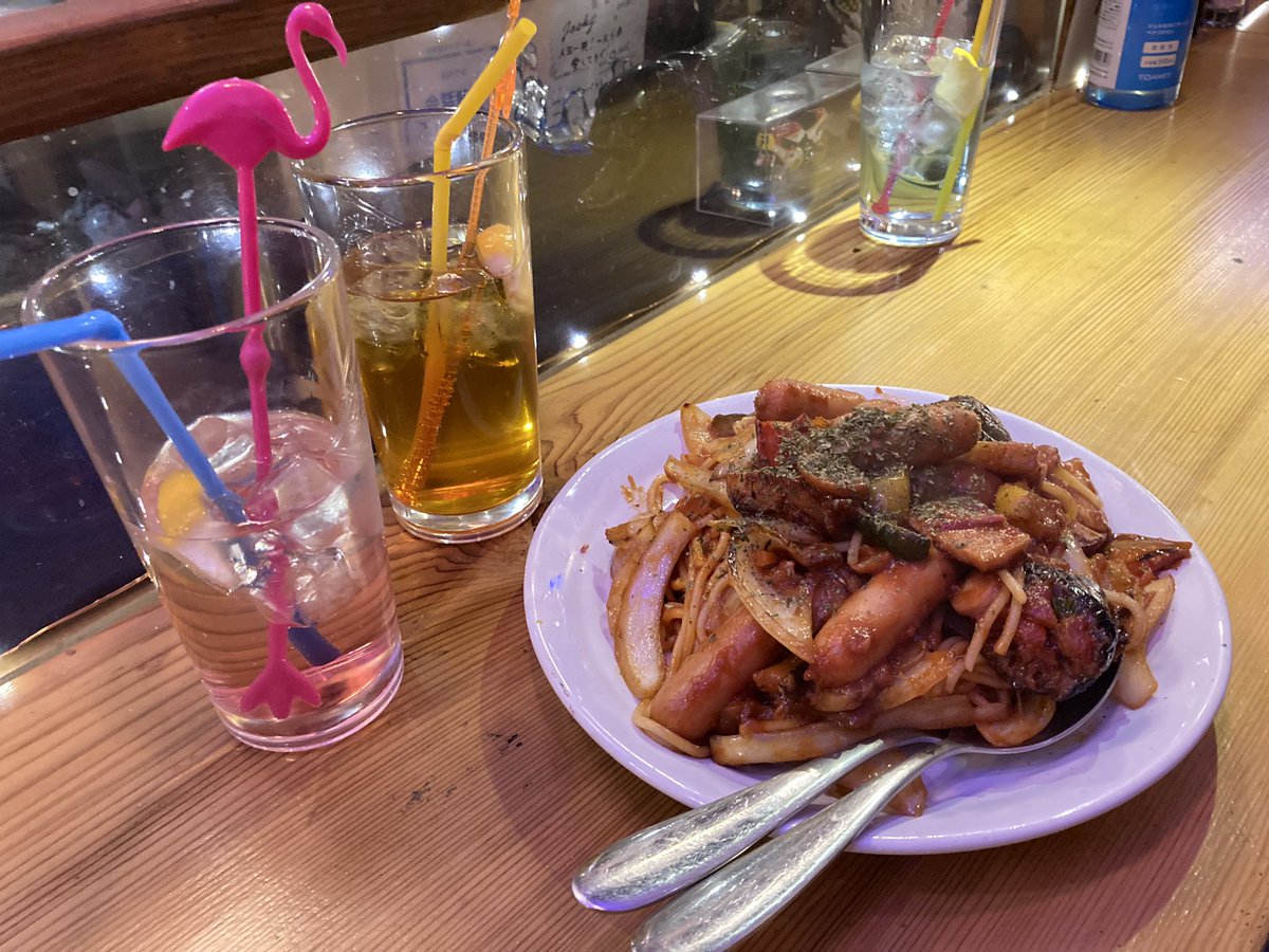 cubbu110's tweet photo. インザシーさんでディナー🥺🍽
バイク好きのお友達ができて最高✨
今日は苺のパフェも食べれたよ🍓

そして！
1/13 (金) 18:00〜
西宮にあるインザシーさんで
YouTube登録者数5000人達成記念のお祝い会をさせて頂くことになりました😊🎊

撮影もしますのでぜひ来てください😌💓

#スーパーカブ 
#Honda https://t.co/iNBJwLCgTl