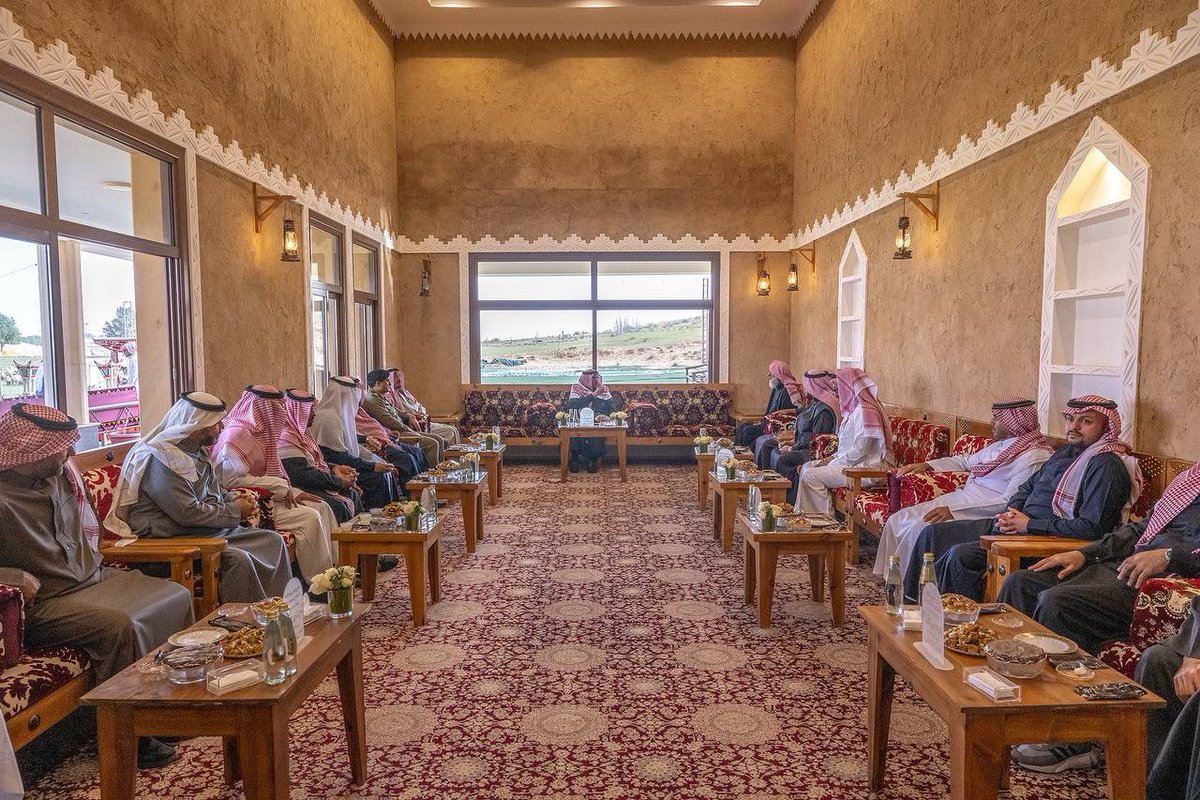 EmarahAlQassim's tweet photo. أشاد سموه بمبادرة أسرة المسند لإتاحة اراضيهم  للمواطنين والمواطنات, للتنزه والاستمتاع داخلها خلال فترة الشتاء..

سمو #أمير_القصيم يزور محمية المسند بمركز الهديّة شرق مدينة #بريدة. https://t.co/KsDyXS7Jhi