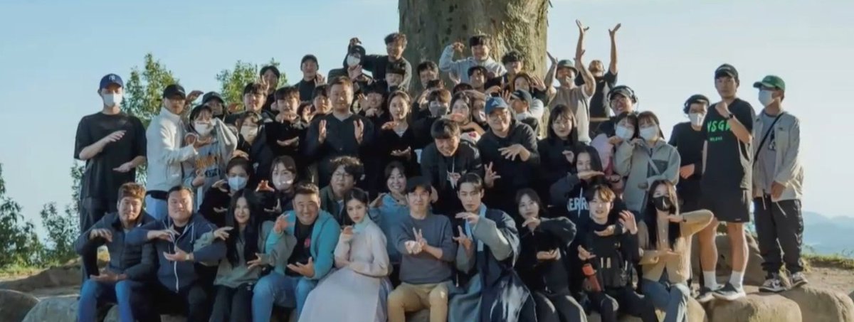 gyjcults's tweet photo. THIS IS THE REAL GOODBYE 😭😭 https://t.co/jm19jThiMT