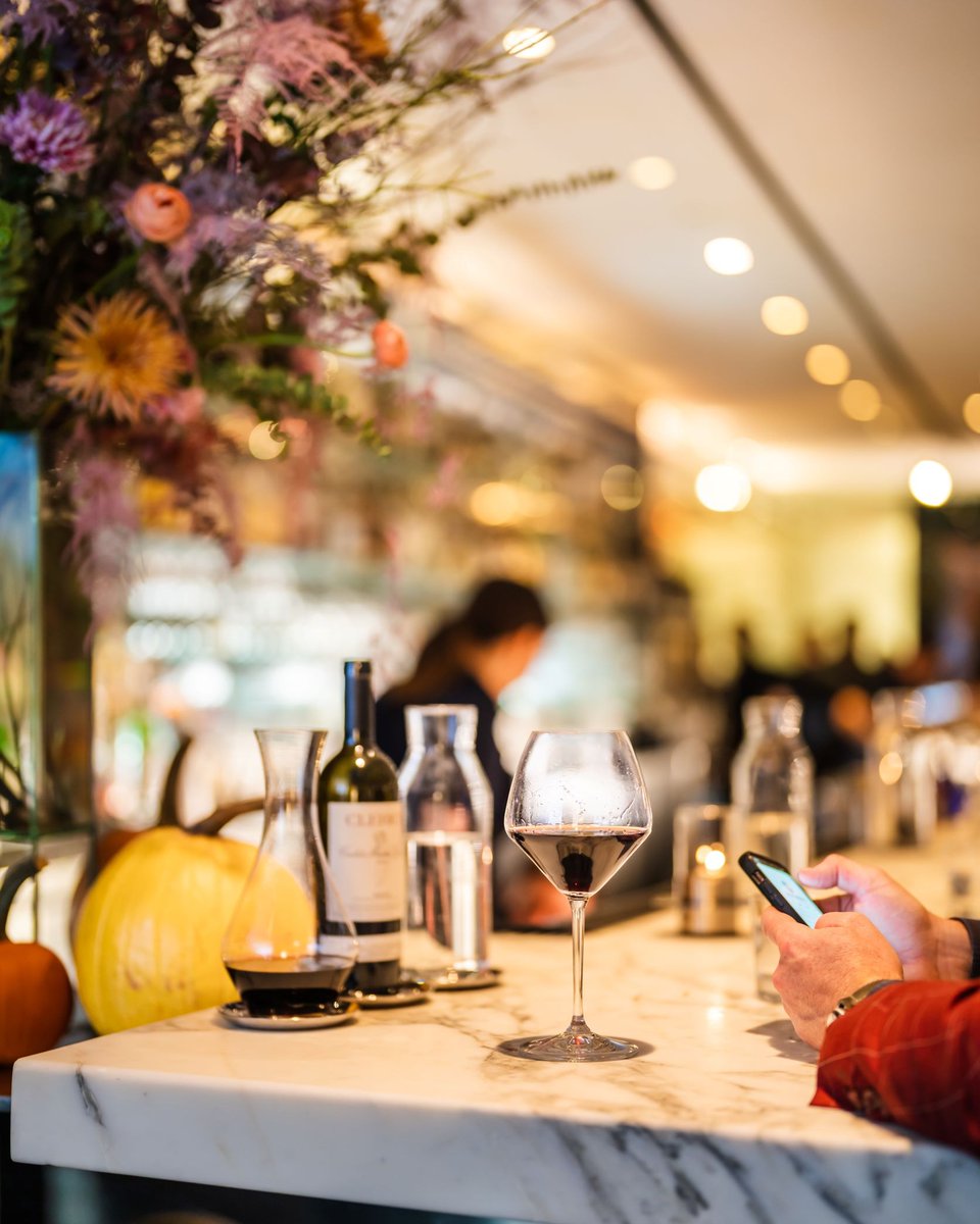Sunday Bar Room vibe and not a scary in sight 👌

The Bar Room is open for lunch at 11:30am on Sundays!