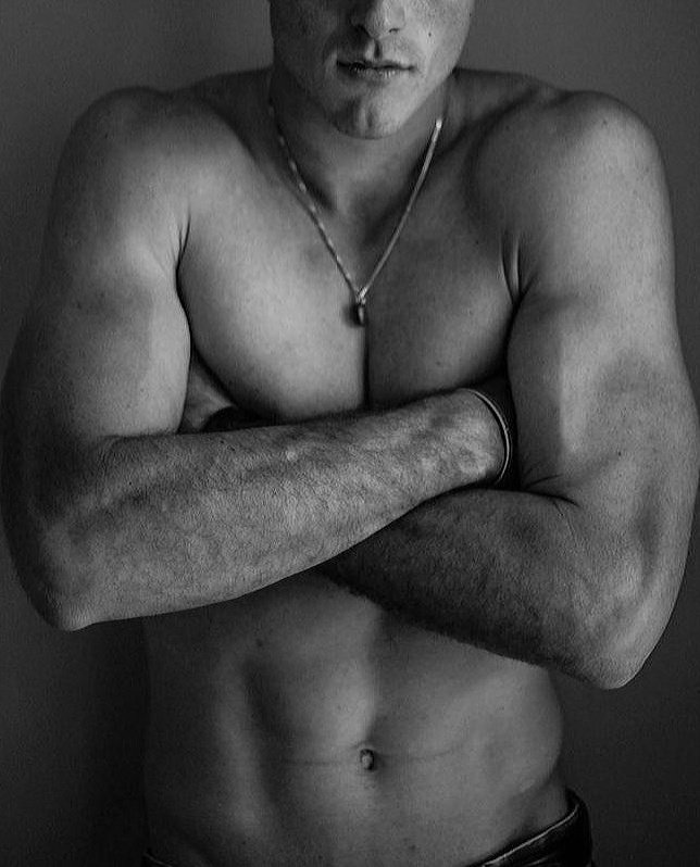 ──

❝I love the smell of gasoline. I light the match to taste the heat.

I've always liked to play with fire. Play with fire. I've always liked to play with fire.❞

──