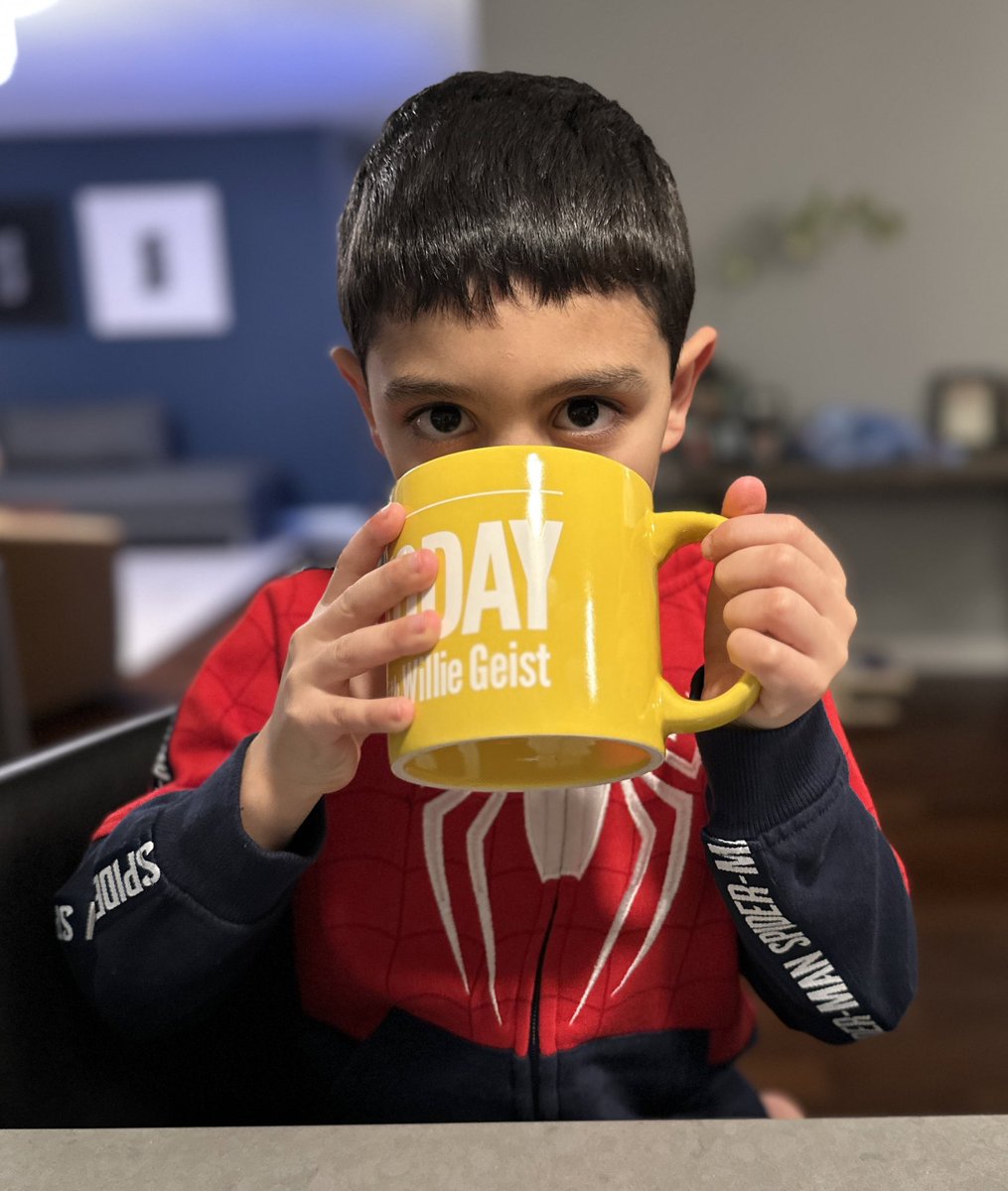 bleen18's tweet photo. Oren starting his morning #sundaytoday https://t.co/21gCV6wzQY