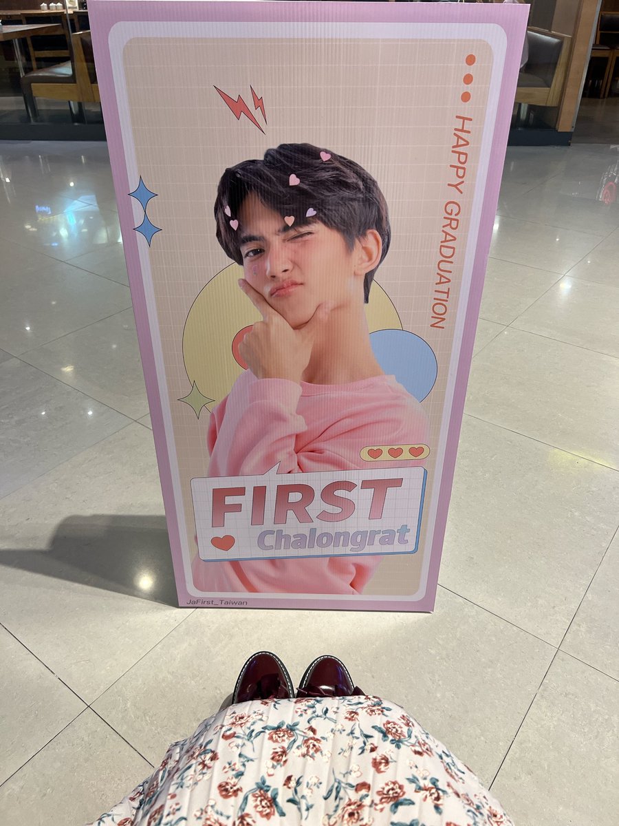 saou_SJ's tweet image. #さお旅Thailand
#FirstfhGraduationDay👏