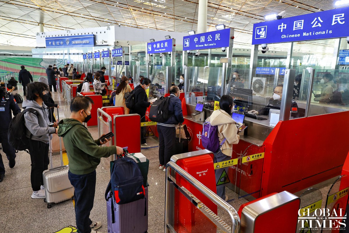 JiRongCHN's tweet photo. Beijing Capital Intl Airport on Sun resumed its long-awaited hustle and bustle embracing the first day China downgraded COVID management from Class A to B. https://t.co/gfIYaERU4X