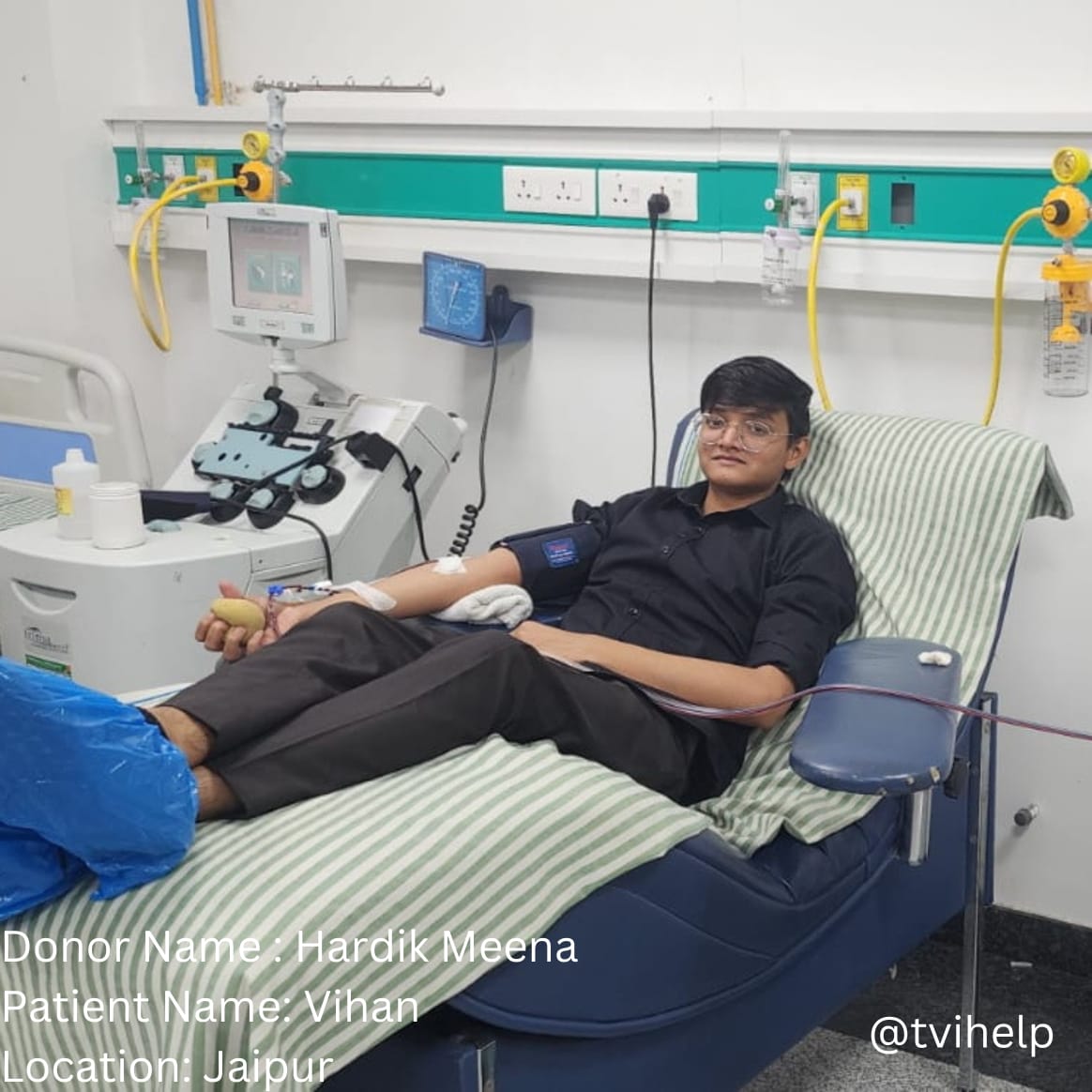 tvihelp's tweet photo. Hardik you know that you are super hero 😳
You just saved a life just like a superhero does .
Donate Blood Save Lives 💓
@rakatarpan
#WeAreTVI #tvihelp https://t.co/XloQchKeuu