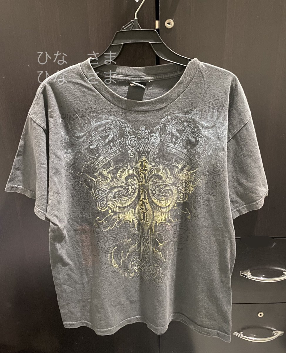 toukagothic's tweet photo. ขายค่ะ ซื้อมาไม่ได้ใส่เลย 300รวมส่ง #เสื้อผ้ามือสอง #เสื้อผ้ามือ2 #ตลาดนัดเสื้อผ้ามือ2 #เสื้อผ้ามือสองสภาพดี #เสื้อวินเทจ #ส่งต่อเสื้อผ้ามือ2 https://t.co/whRh1ptl8D