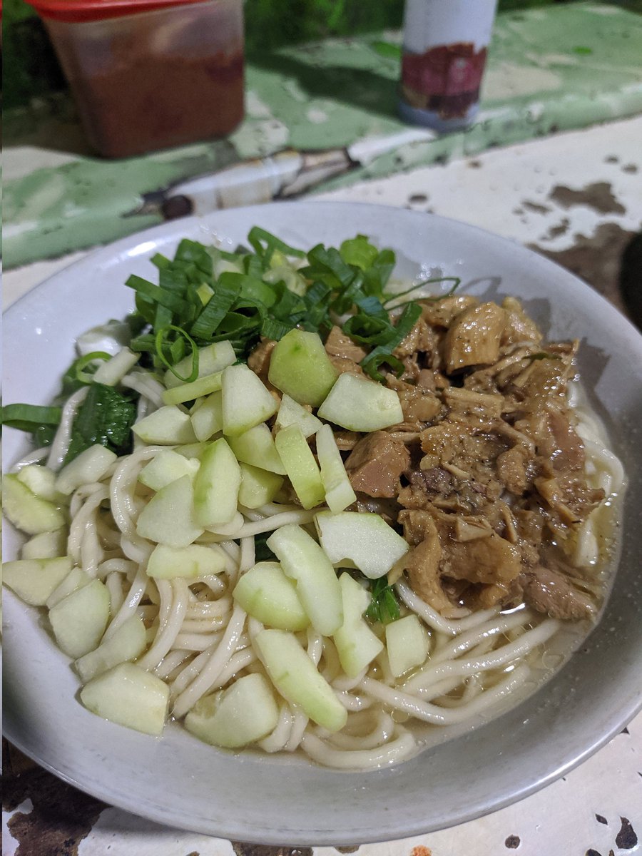 sriwns's tweet photo. Pelanggan tetakhir sampai penjual tutup
Mie Ayam Pak Rohmat MTA Semanggi Pasar Kliwon ๐๐ป๐
Monggo di coba ๐๐ป
#diskonsolo #soloinfo @kotasolo_fp @soloinfoID #pasarkliwon https://t.co/lzVeEswRf4
